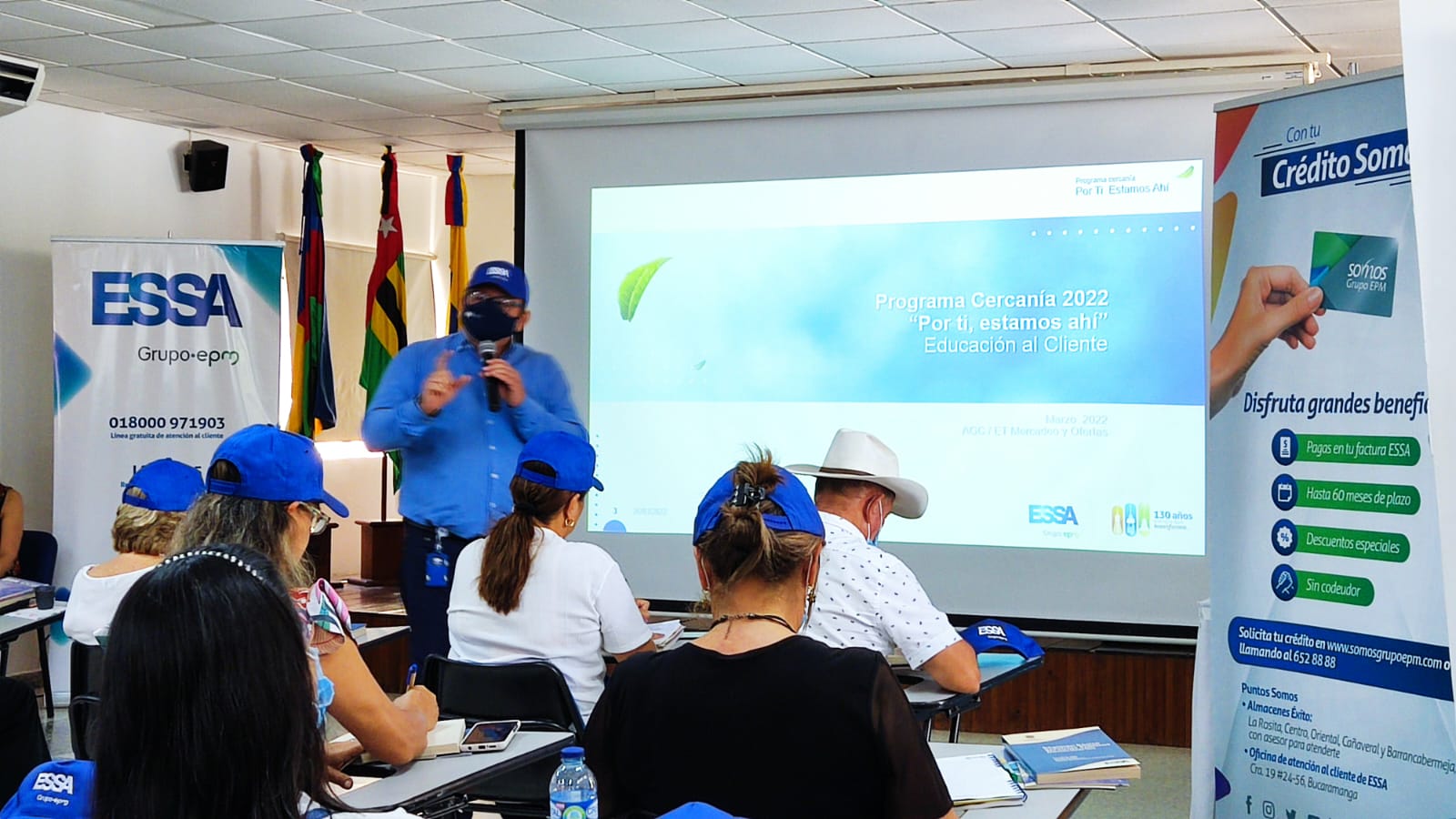 imagen Reunion a clientes cercania imagen Reunion a clientes cercania